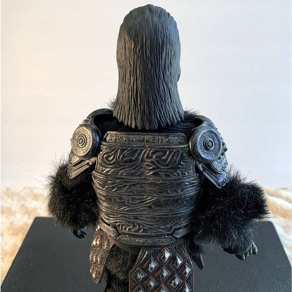Planet Of The Apes Hasbro Attar Jointed Action Figure - Picture 3 of 6